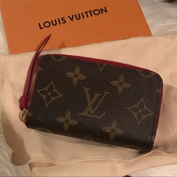 Louis Vuitton Handbags - SOLD! New Louis Vuitton Zippy Multicartes